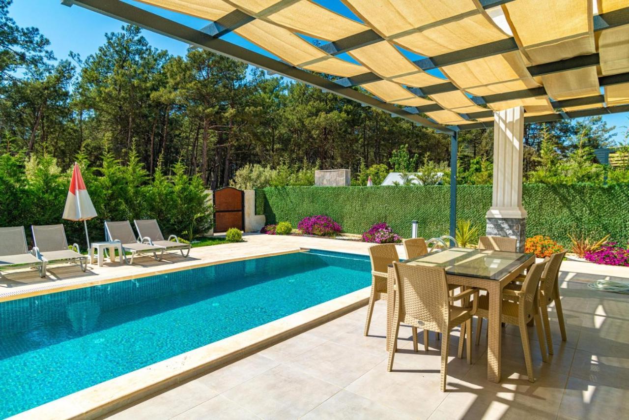 4 Bedroom Holiday Villa In Hisaroenue Oeluedeniz- Gold Rose Fethiye Exterior foto