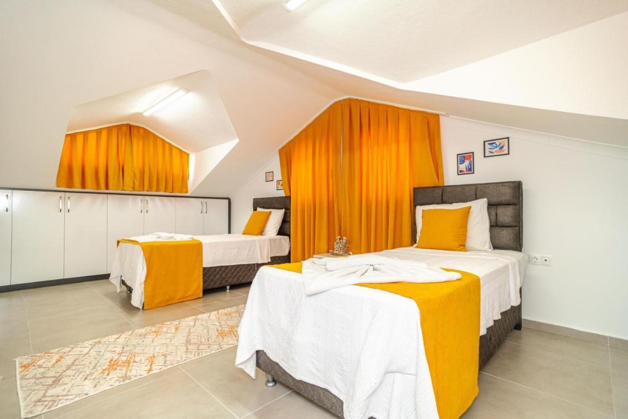 4 Bedroom Holiday Villa In Hisaroenue Oeluedeniz- Gold Rose Fethiye Exterior foto